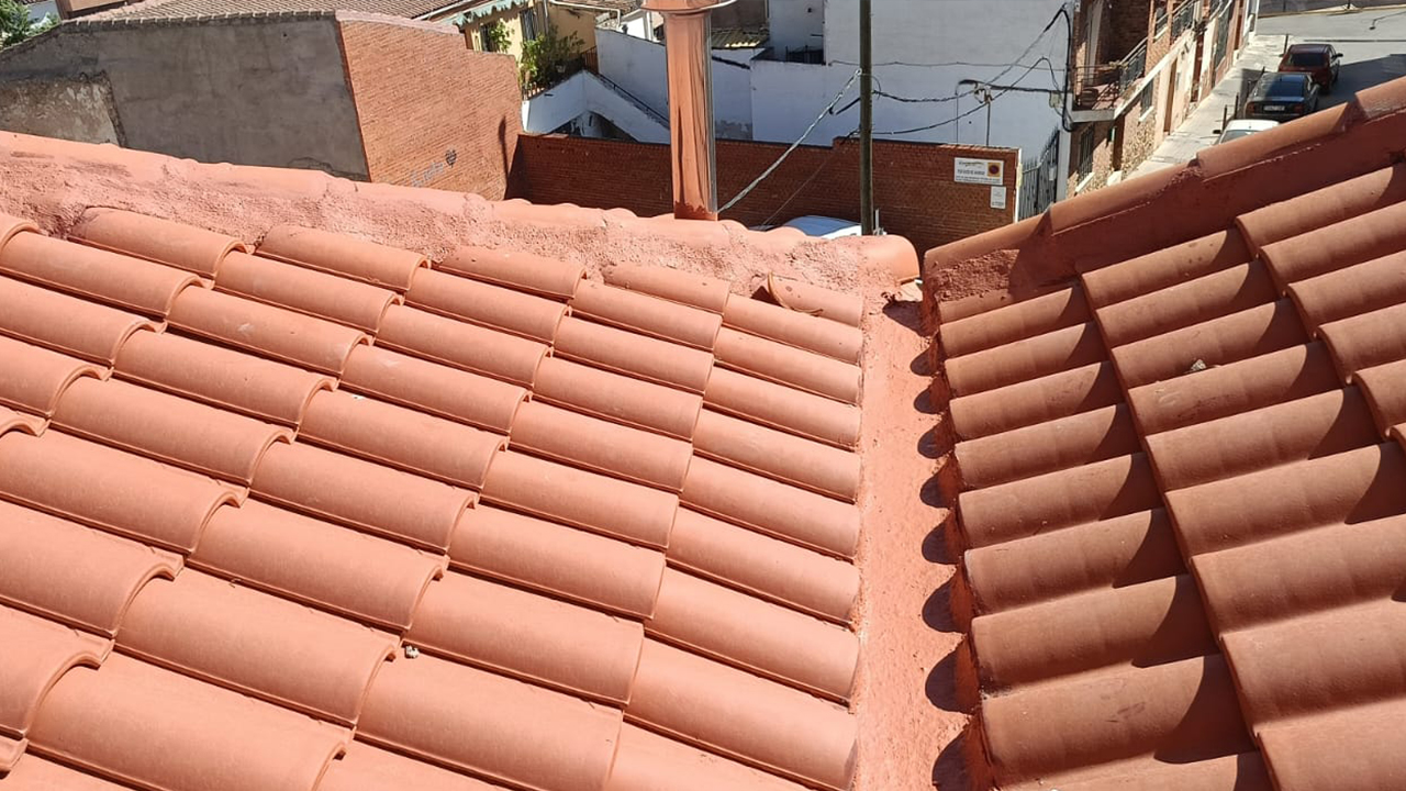 Instalación de aislamiento térmico o impermeabilización