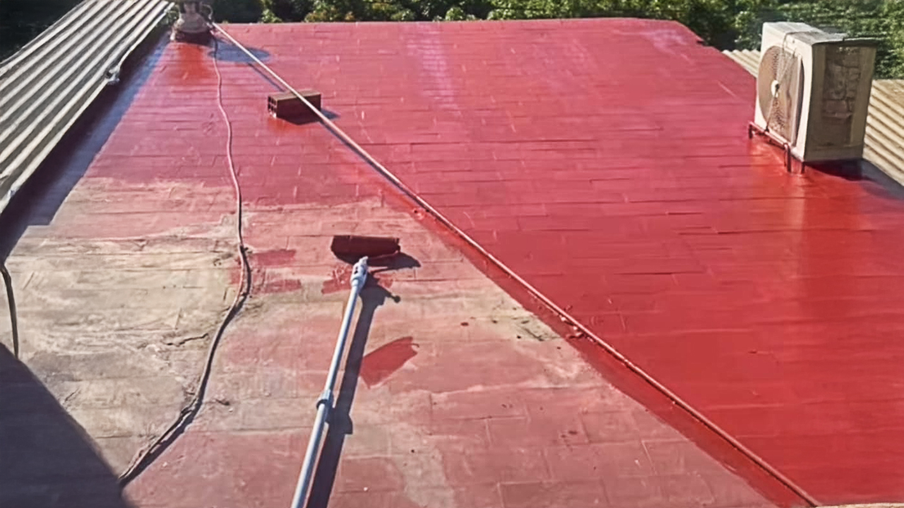 Instalación de aislamiento térmico o impermeabilización